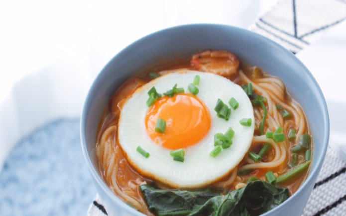 品品好粮油面条做法大全之品品好番茄香菇菠菜鸡蛋面