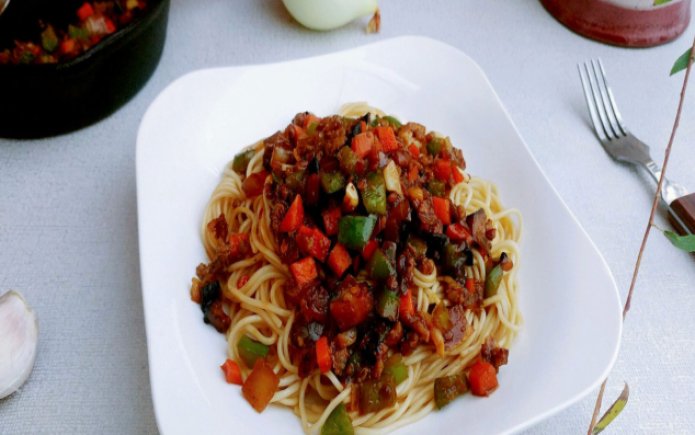 品品好面条做法大全之品品好酒柿香菇肉酱面