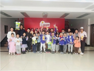 品品好工厂探秘记：科技劳动碰撞中，孩子们收获成长惊喜！