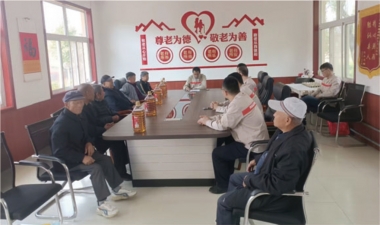 品品好粮油公司党支部走访慰问老年人