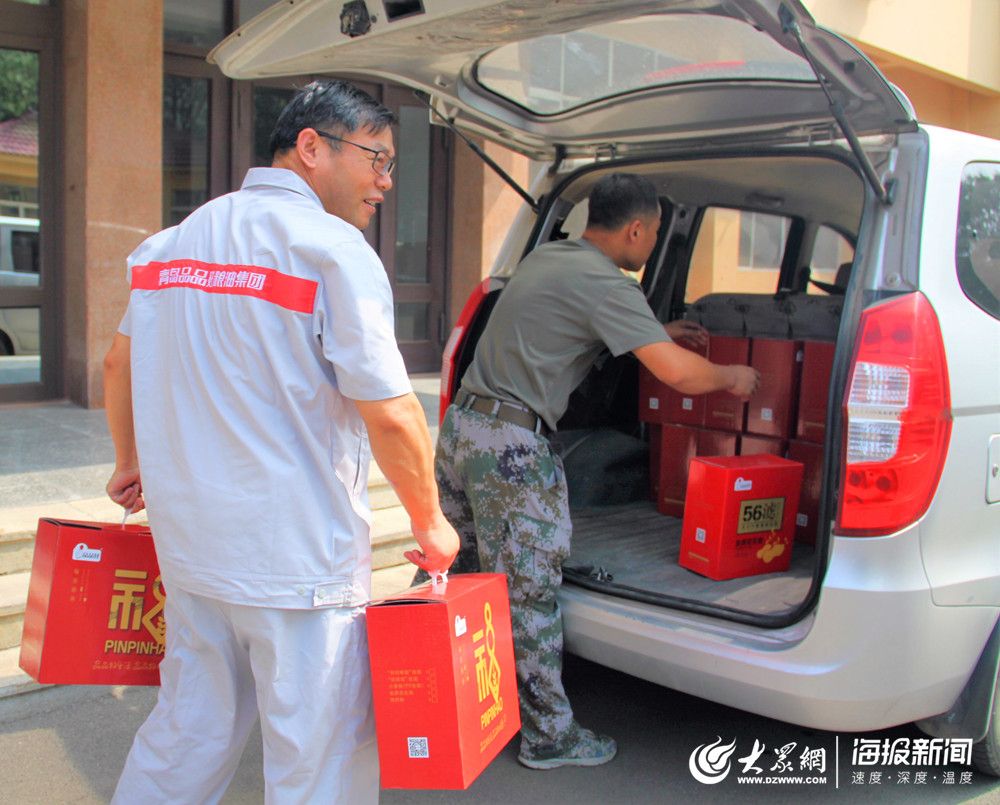 八一建军节来临 粮油店加盟集团品品好粮油走访慰问部队官兵